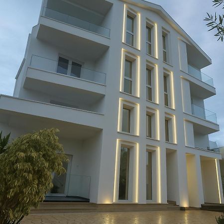 Hotel Noel Vlore Bagian luar foto