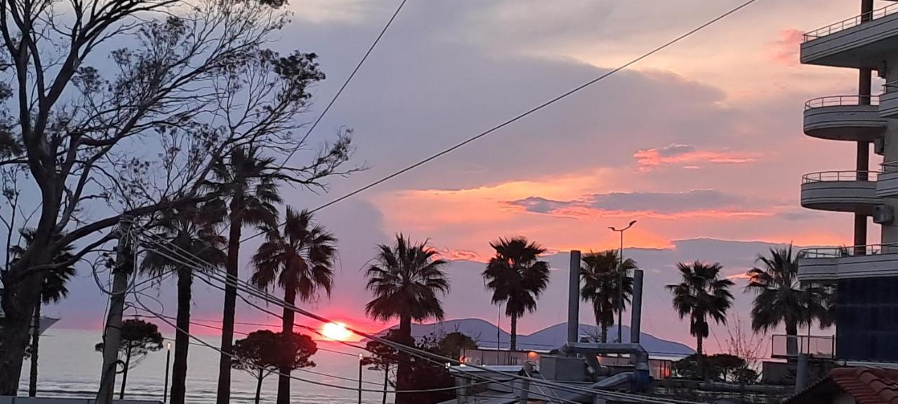 Hotel Noel Vlore Bagian luar foto