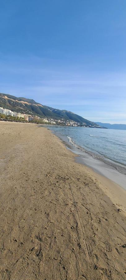 Hotel Noel Vlore Bagian luar foto
