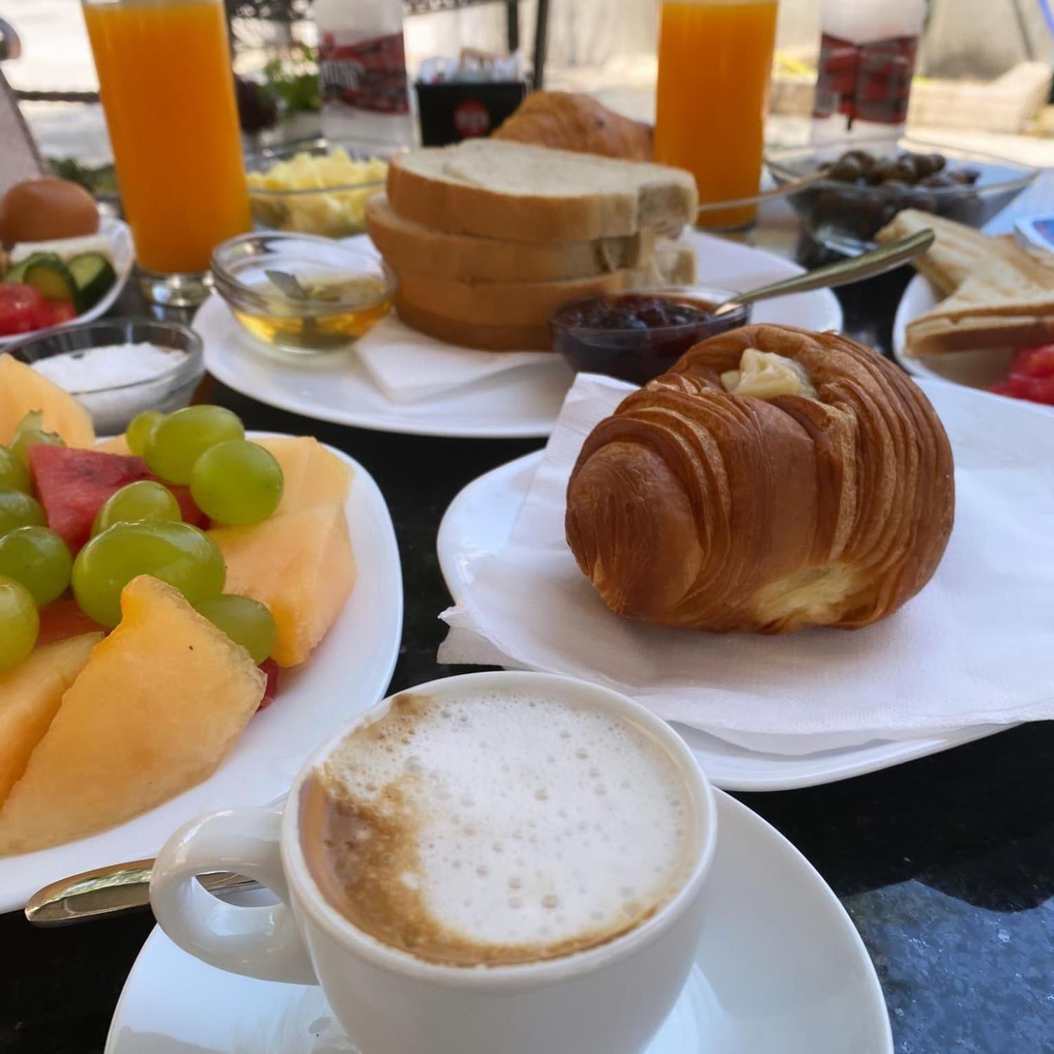 Hotel Noel Vlore Bagian luar foto